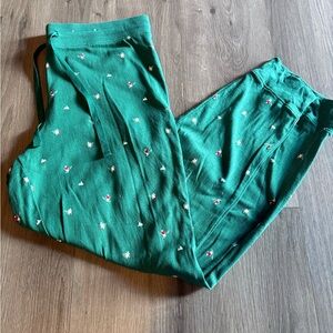 Target Men’s Wondershop green Christmas pajamas joggers size large